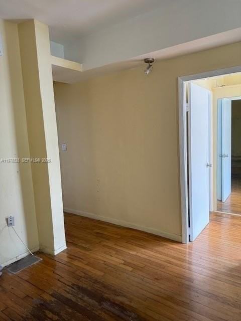 752 Euclid Ave #10 - Photo 3 of 8