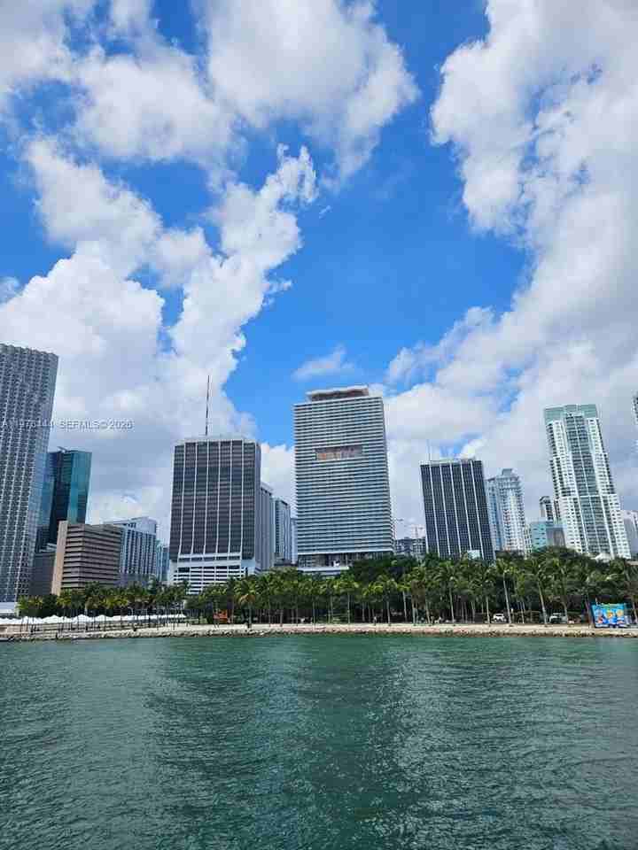 50 Biscayne Blvd #703 - Photo 2 of 14