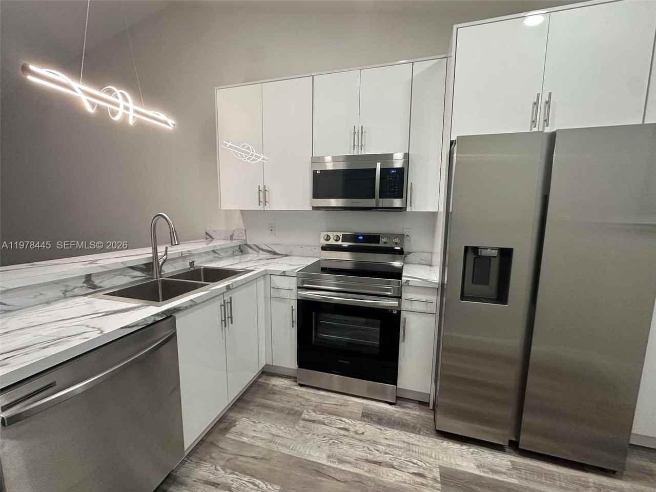 11441 Nw 45th St #11443 - Photo 3 of 23