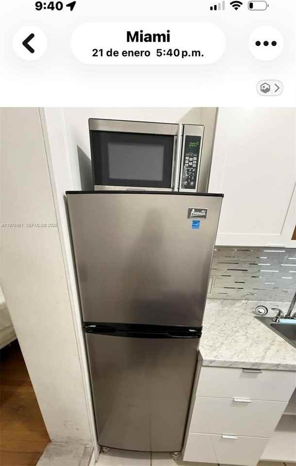 3127 Sw 21st St #2 - Photo 3 of 6