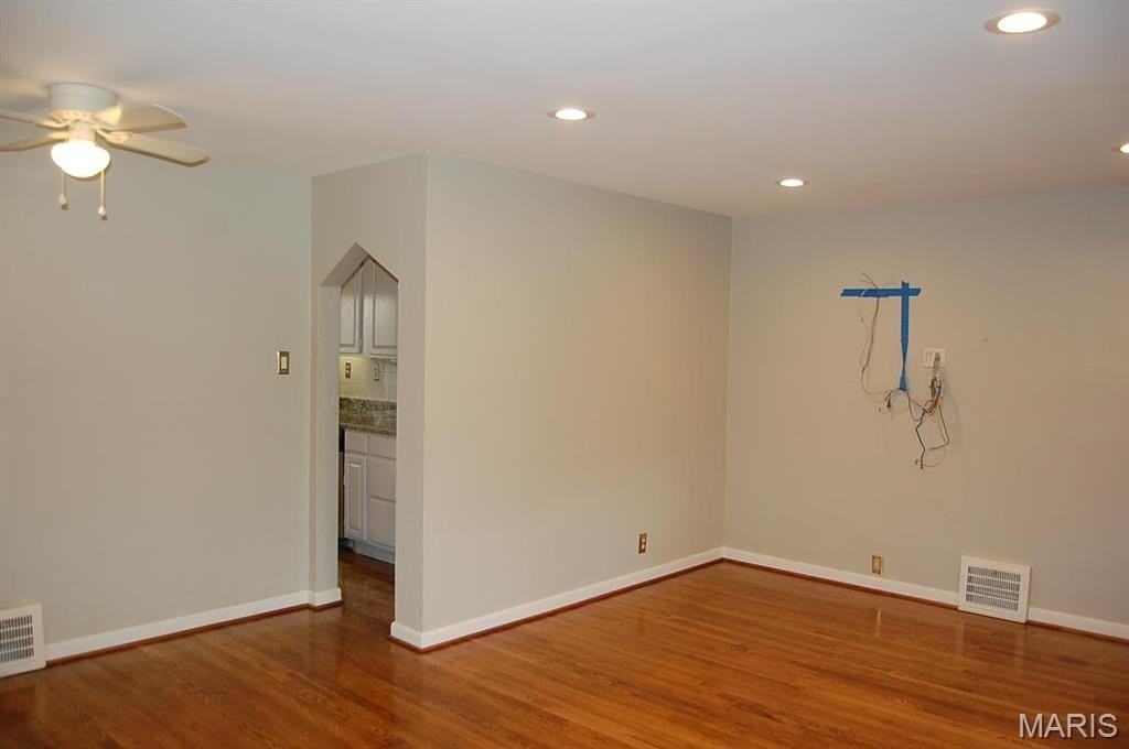 814 Dickson St - Photo 2 of 14