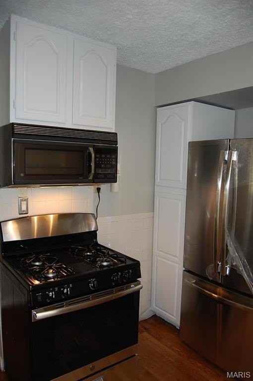 814 Dickson St - Photo 4 of 14