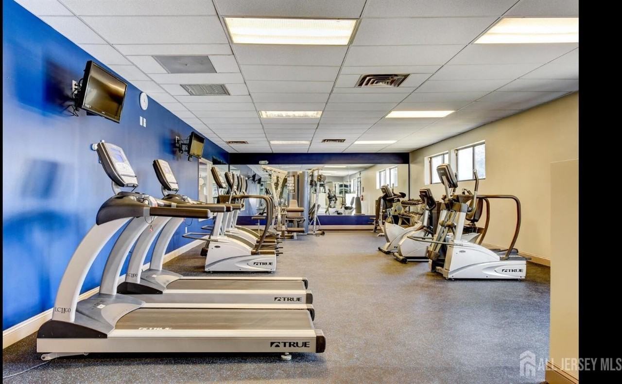 356 Ridge Rd #J12 - Photo 7 of 21