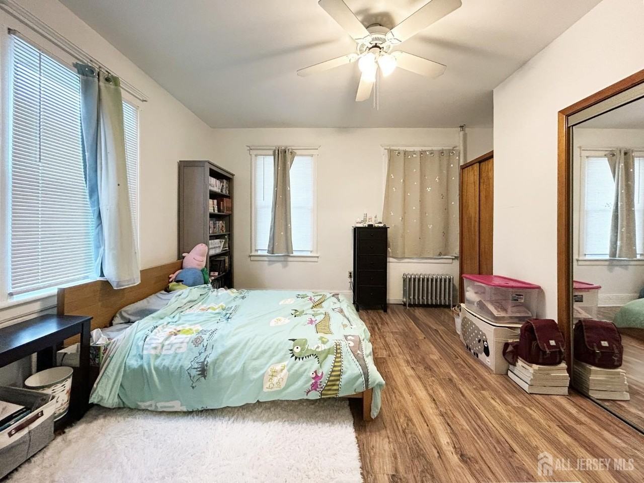 104 Thompson St - Photo 7 of 10