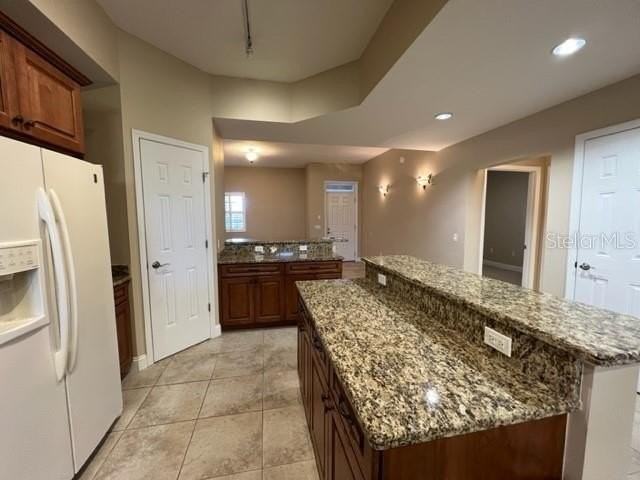 7710 Lake Vista Ct #303 - Photo 4 of 32