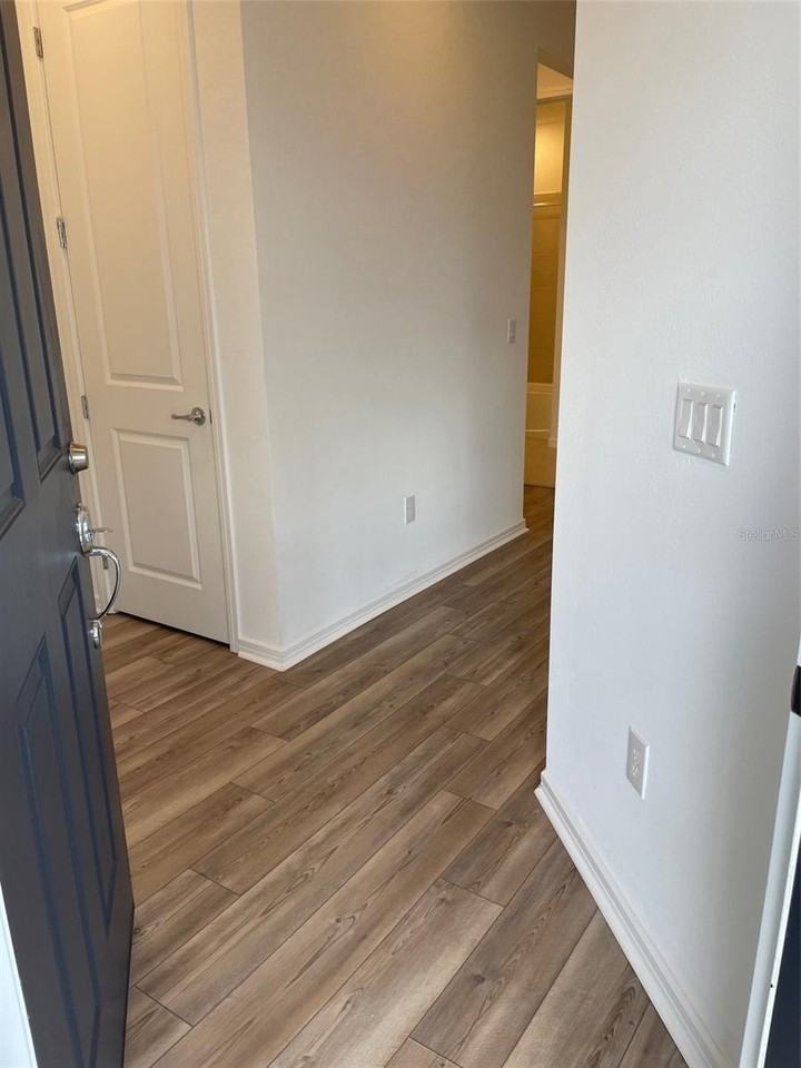 10434 Spring Tide Way - Photo 5 of 46