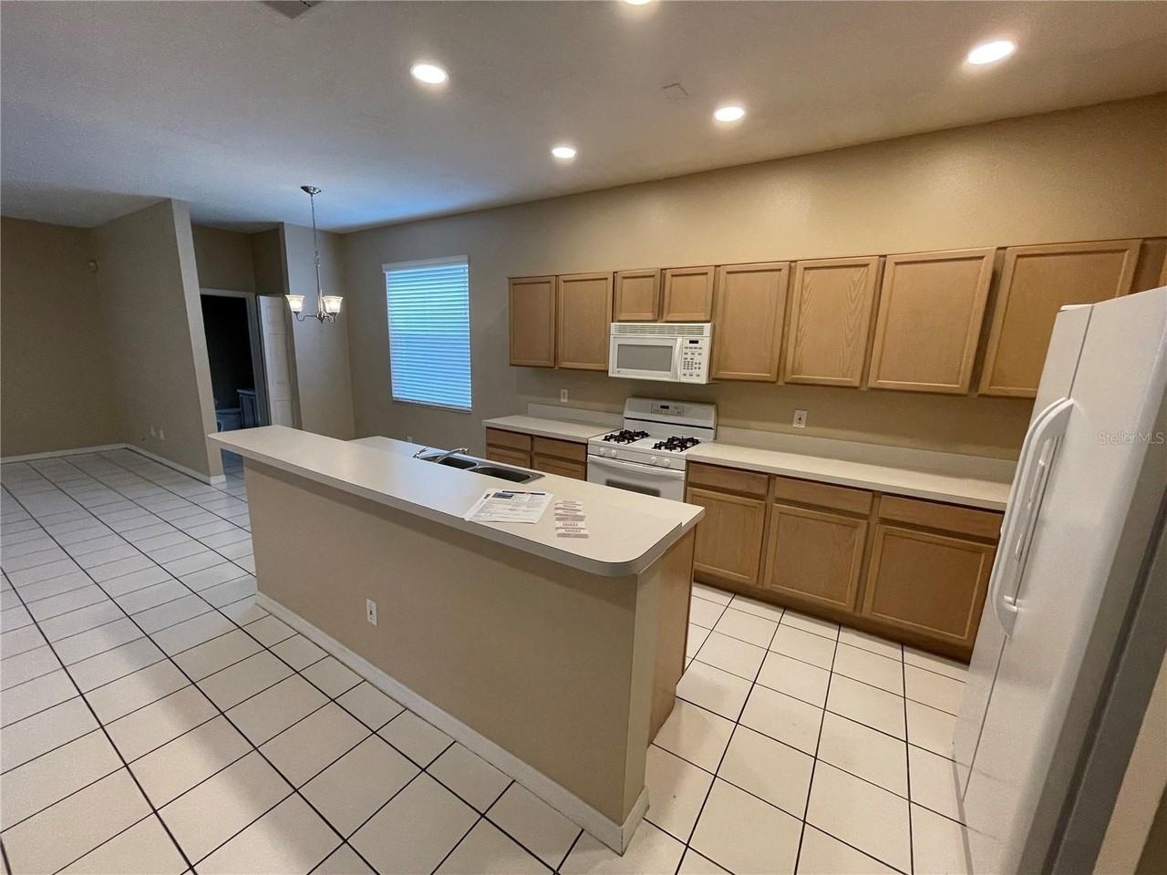 4641 Riverton Dr - Photo 3 of 24