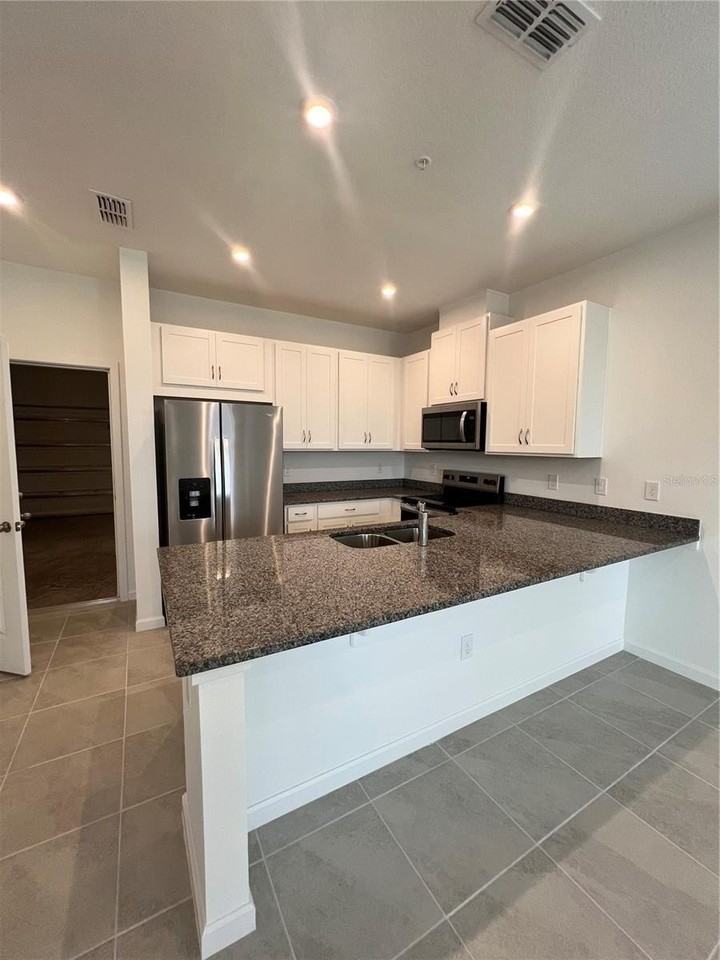 3085 Douglas Fir Dr - Photo 7 of 39