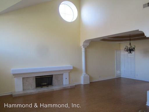 19808 Winged Foot Way - Photo 3 of 9