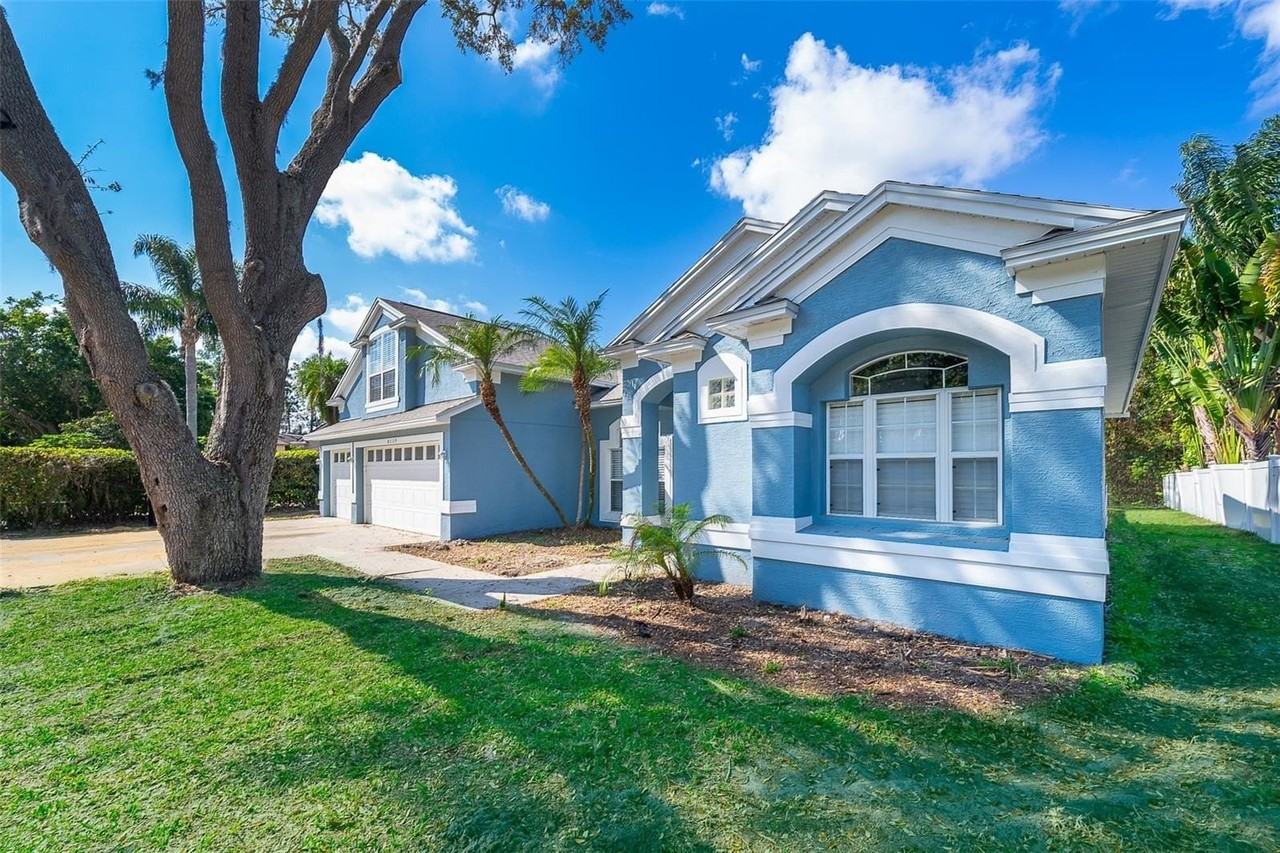 8119 Lake Crowell Cir - Photo 2 of 47