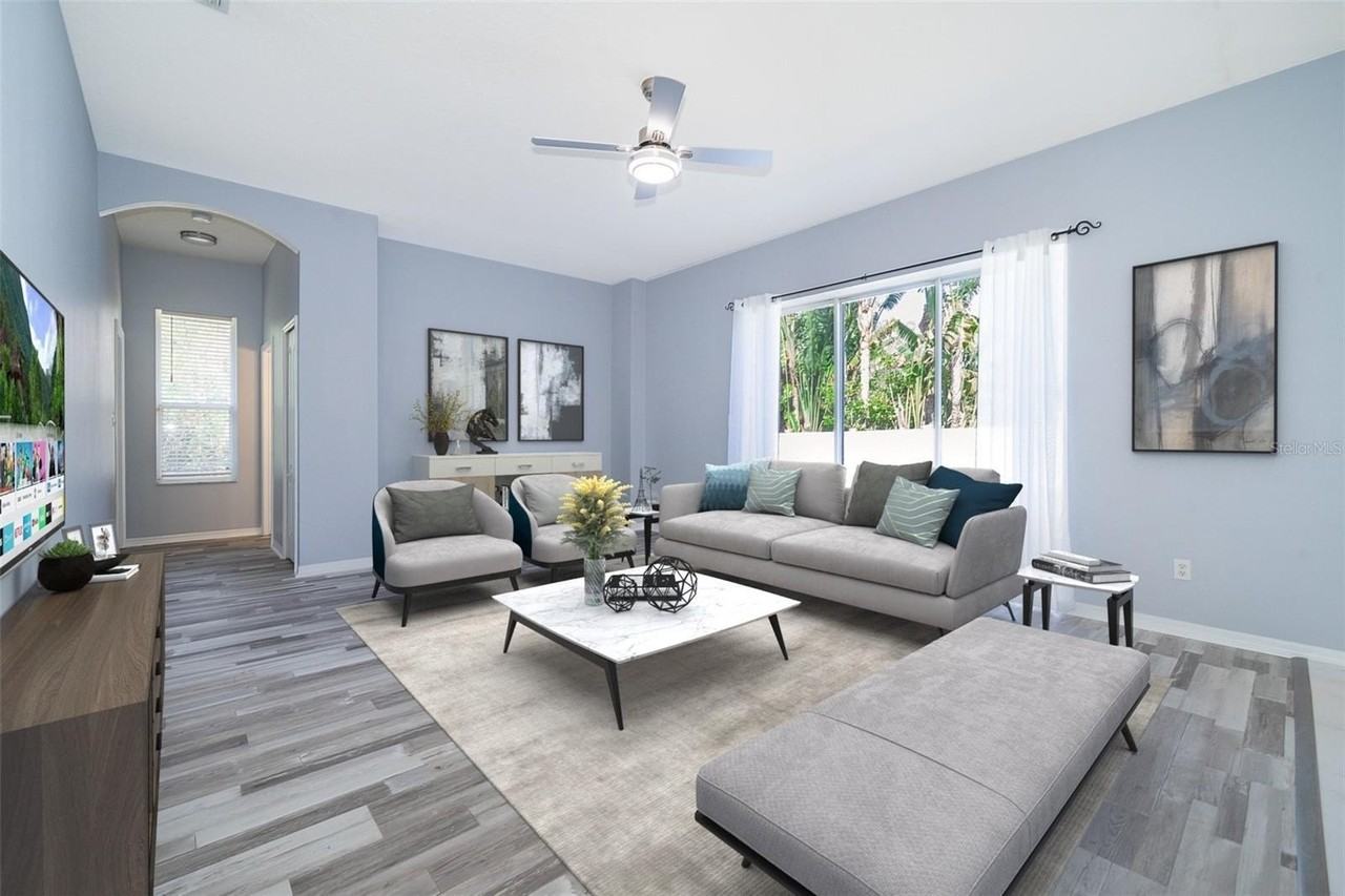 8119 Lake Crowell Cir - Photo 7 of 47