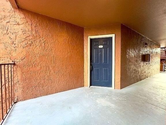 5140 Conroy Rd #27 - Photo 4 of 44