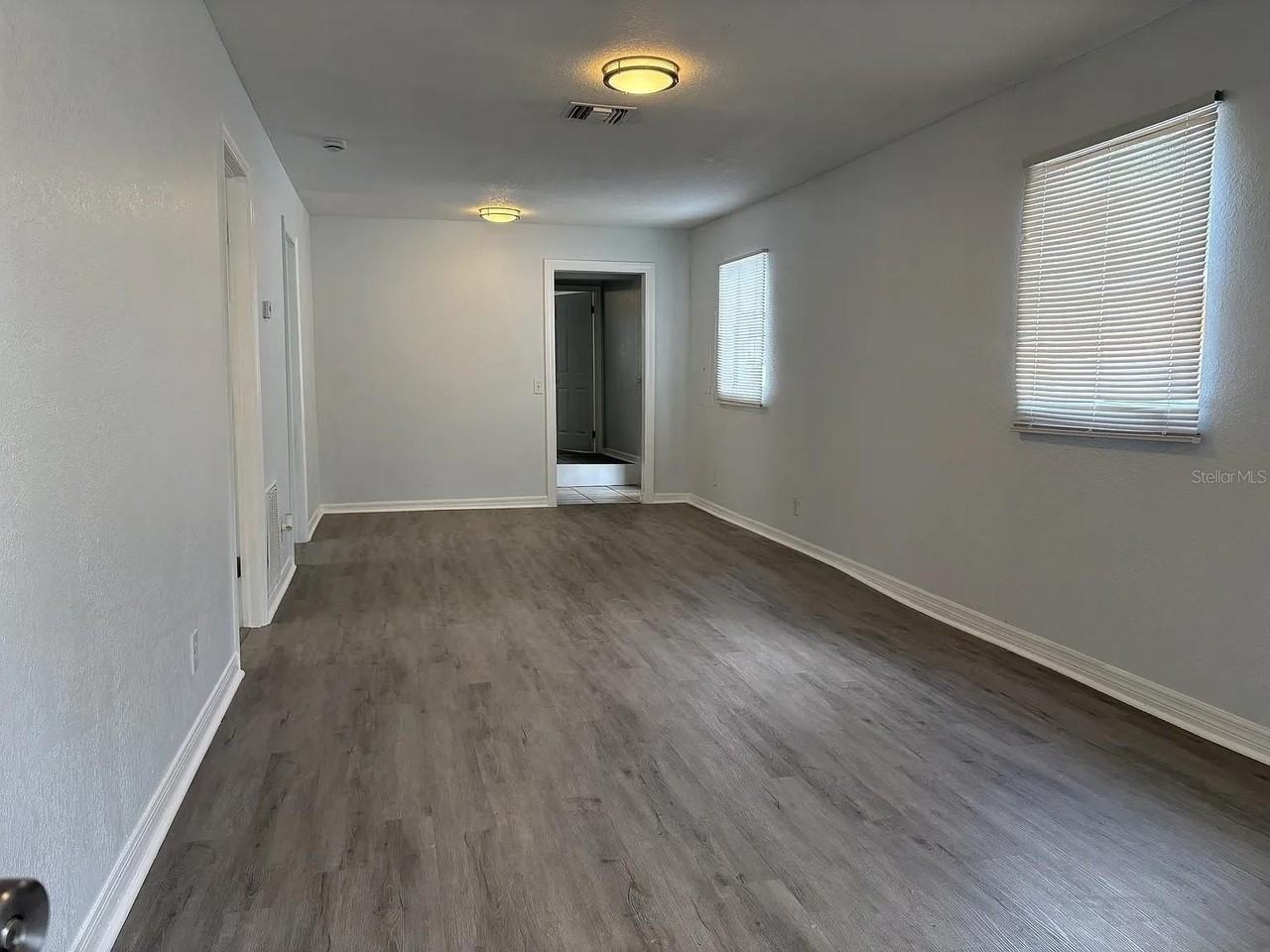 2203 Cochran St - Photo 6 of 15