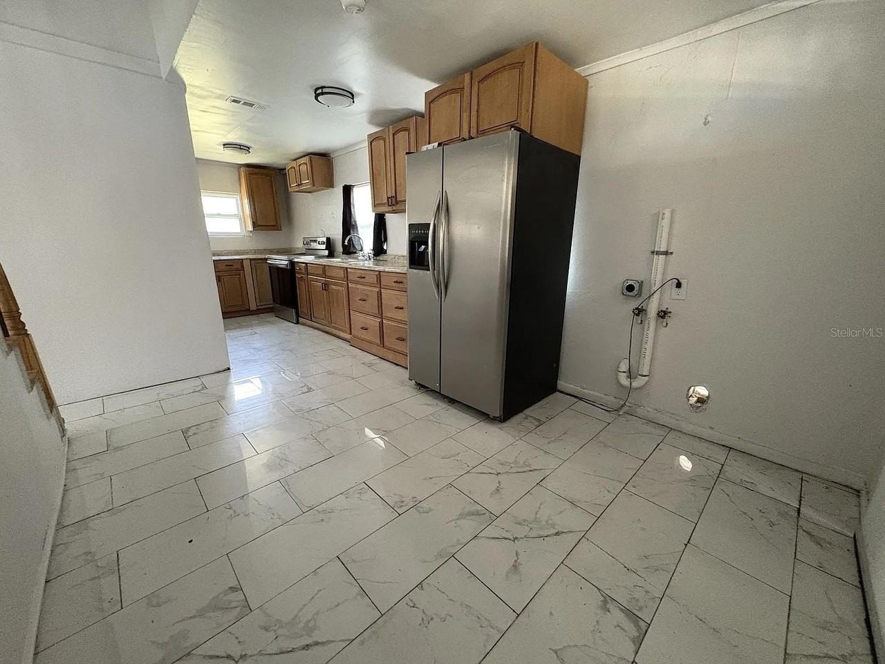 227 Marveline Dr - Photo 6 of 15