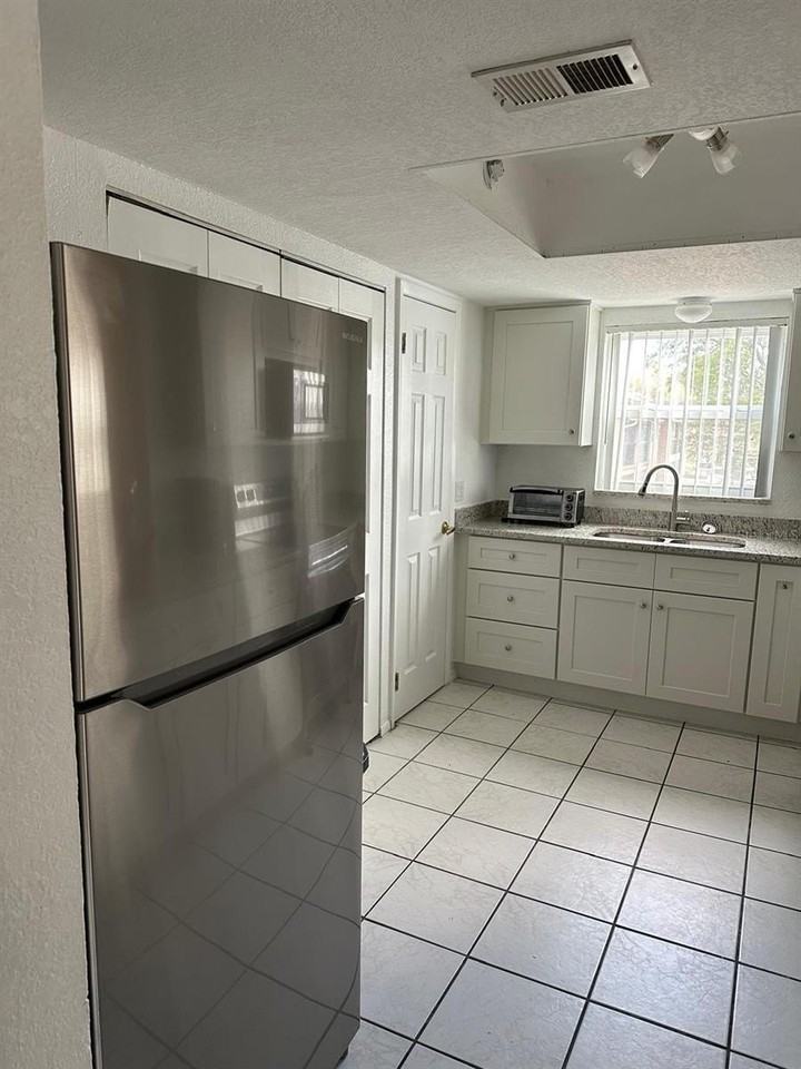 2409 Barley Club Dr #3 - Photo 6 of 25