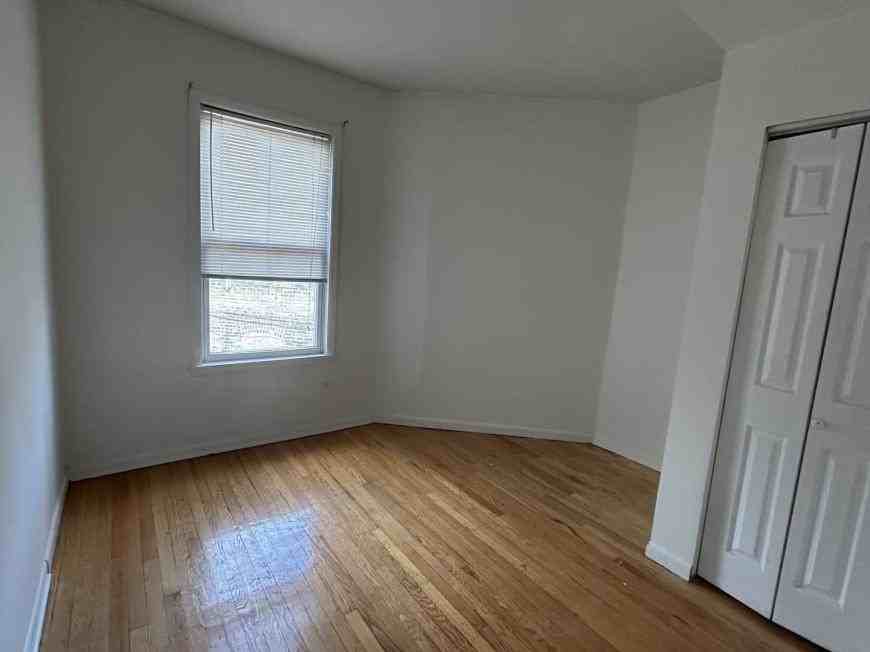 3309 N Keystone Ave - Photo 6 of 10