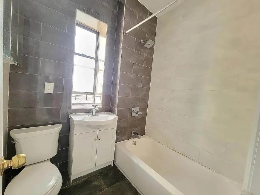 10 Vermilyea Ave - Photo 7 of 7