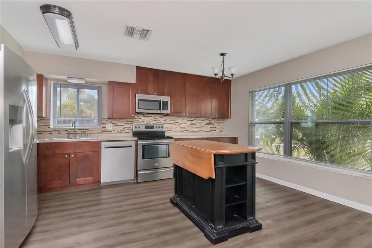 1528 S Myrtle Ave - Photo 6 of 14