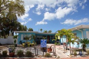 574 Bay Esplanade #5 - Photo 1 of 1