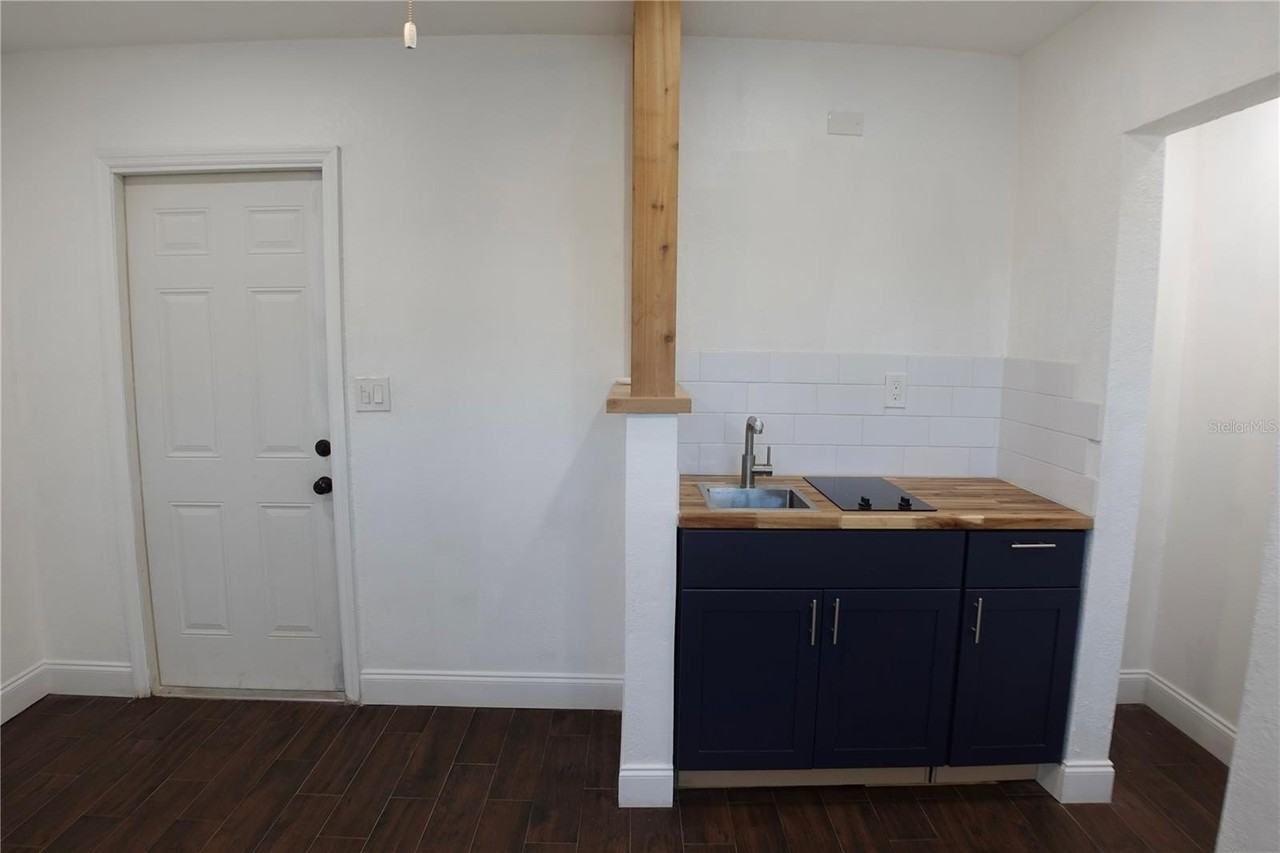 574 Bay Esplanade #5 - Photo 4 of 14