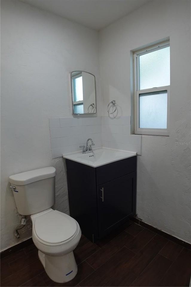 574 Bay Esplanade #5 - Photo 7 of 14