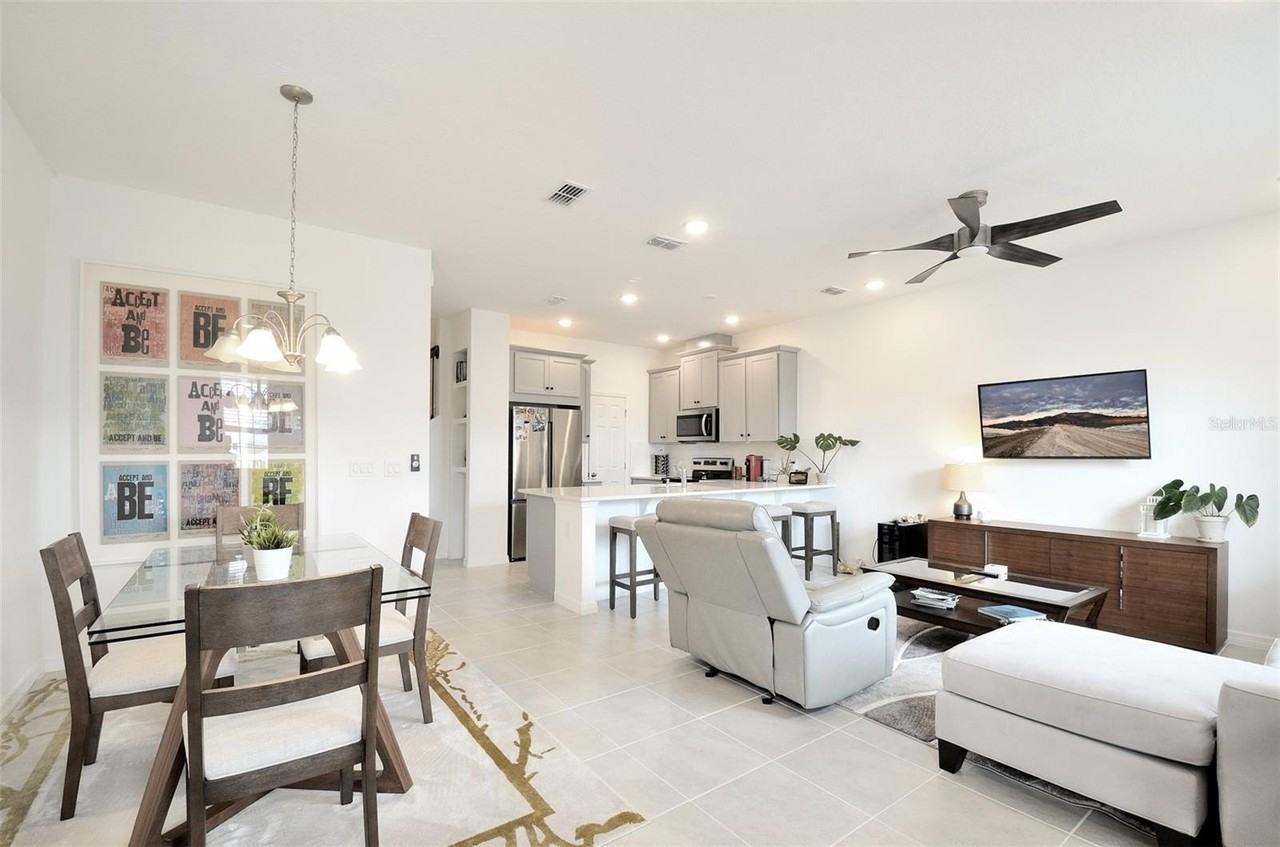 2331 Garden Belle Dr - Photo 3 of 24