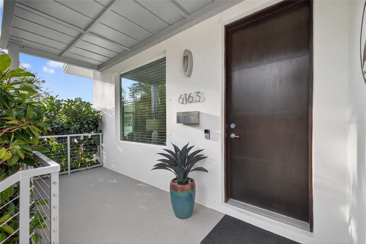 6163 2nd Ave S - Photo 3 of 28