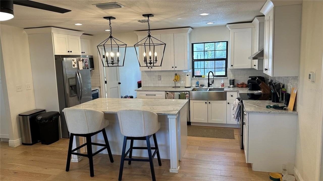 1232 48th Ave N - Photo 2 of 26