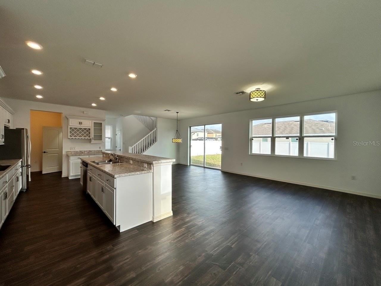 10638 Aldo Moro Dr - Photo 7 of 32