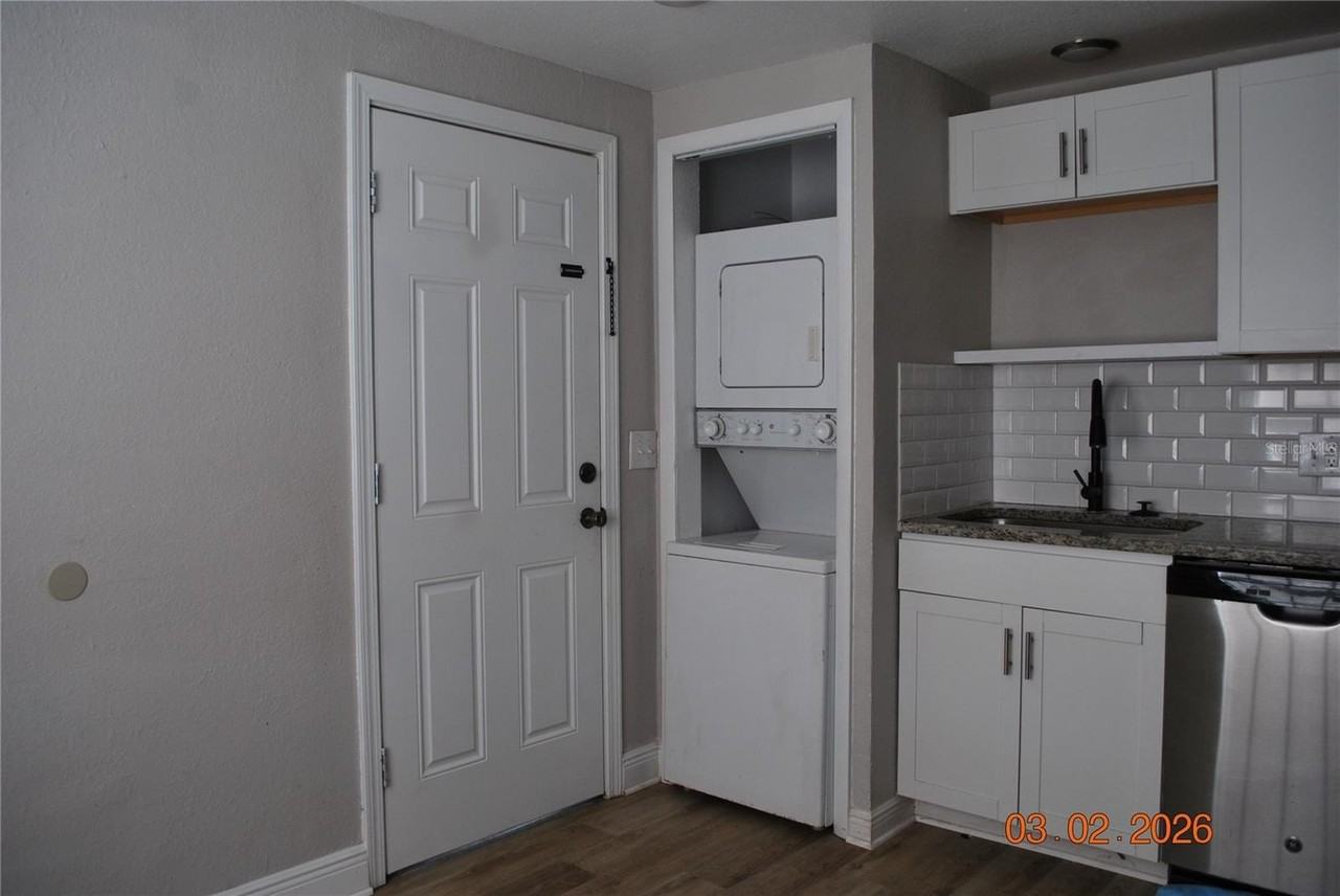 1412 E Renfro St #A - Photo 5 of 11