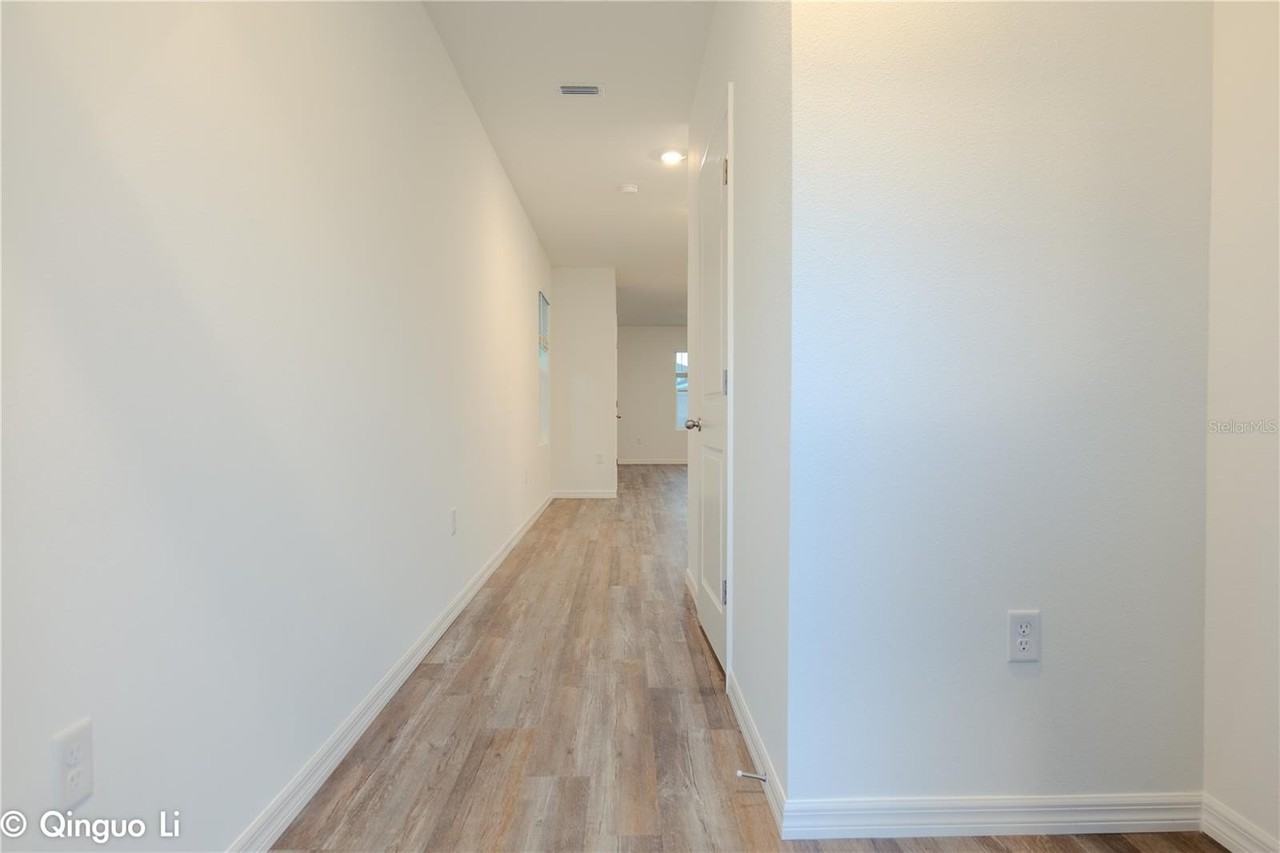 32463 Weathered Oak Dr - Photo 2 of 22