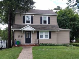 featured image of 50 Mountainview Ave Unit 2