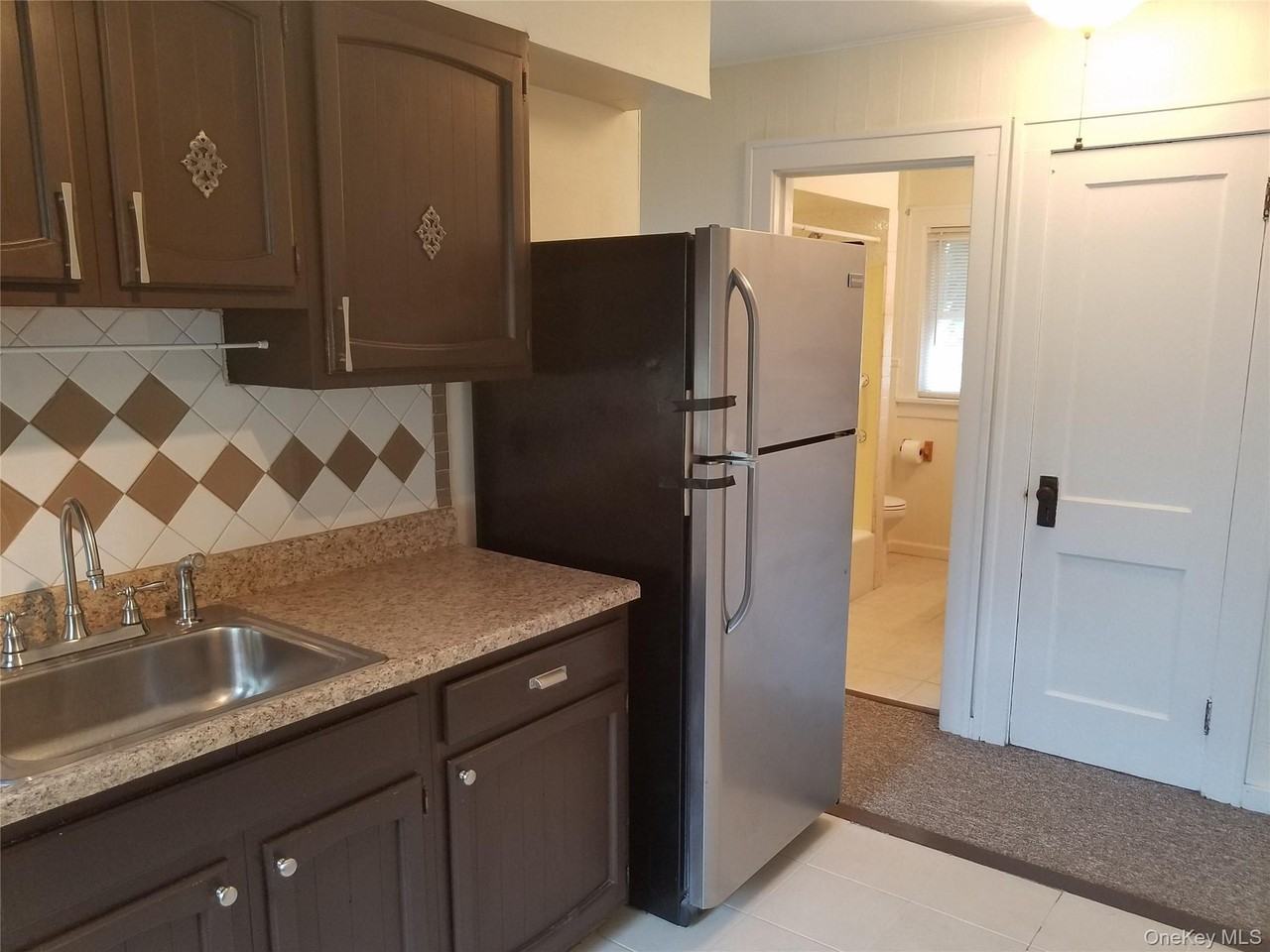 50 Mountainview Ave Unit 2 - Photo 6 of 14