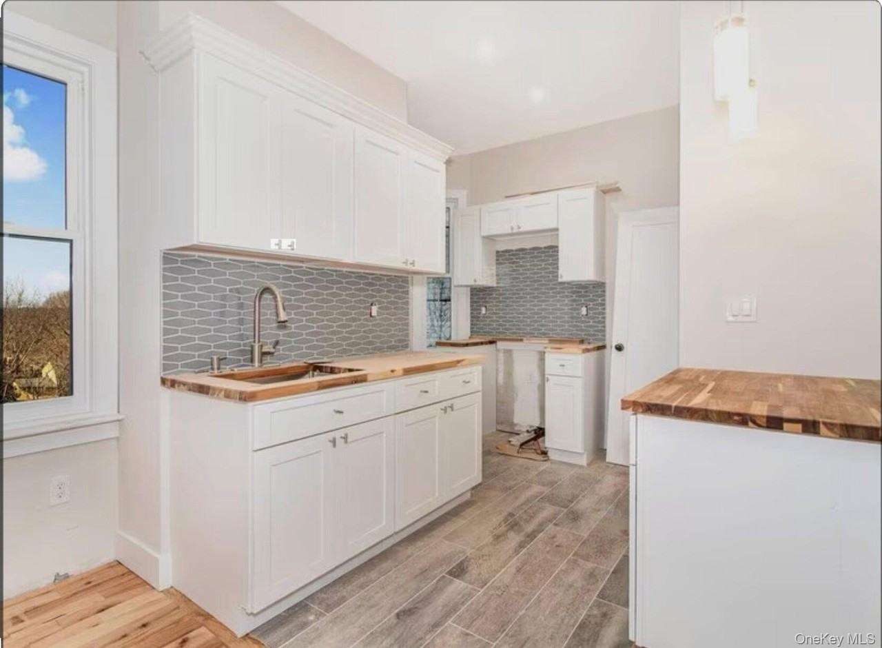 154 Woodworth Ave - Photo 3 of 9