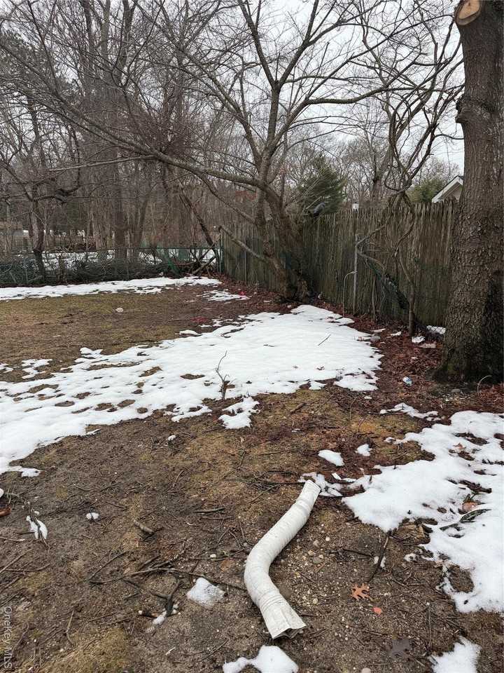 546 Granny Rd - Photo 3 of 3