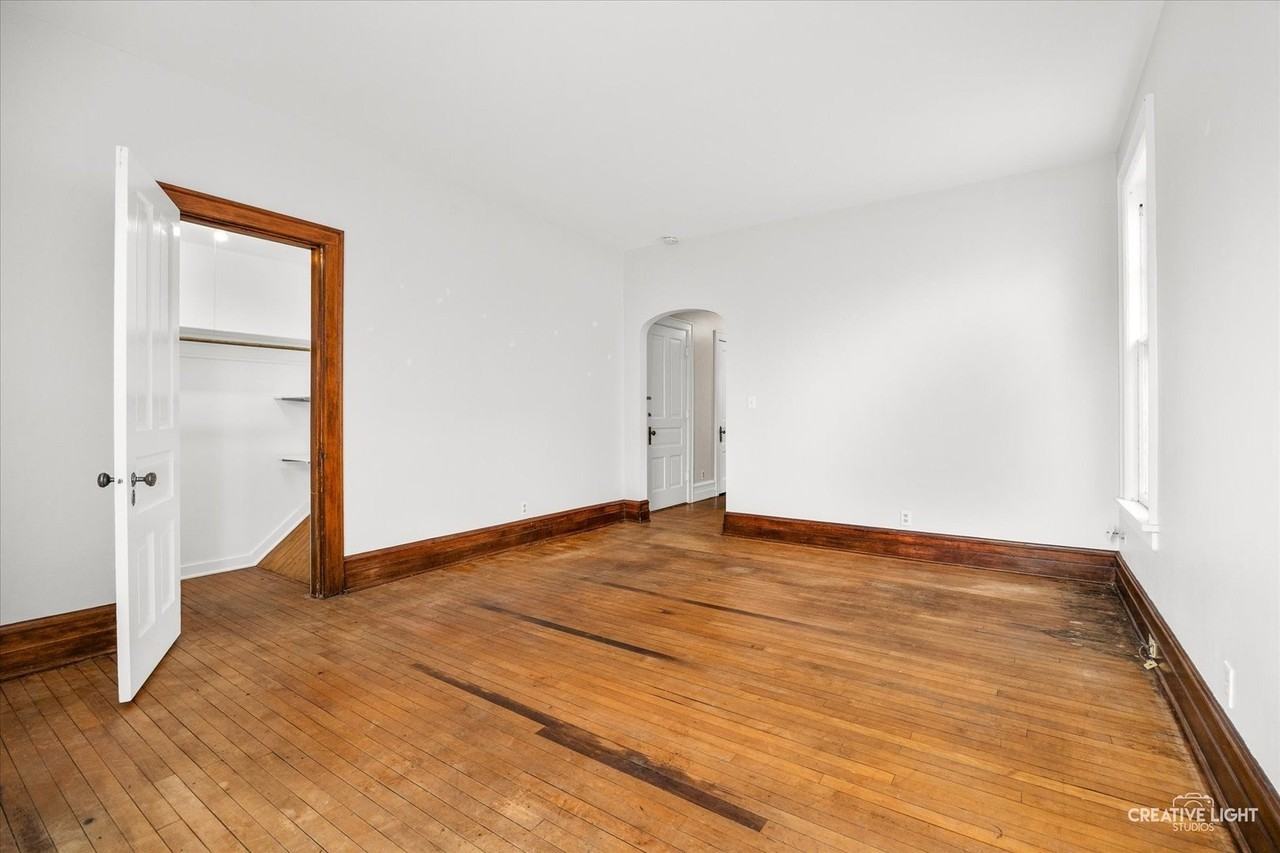 22 N Liberty St Unit 2 - Photo 5 of 17