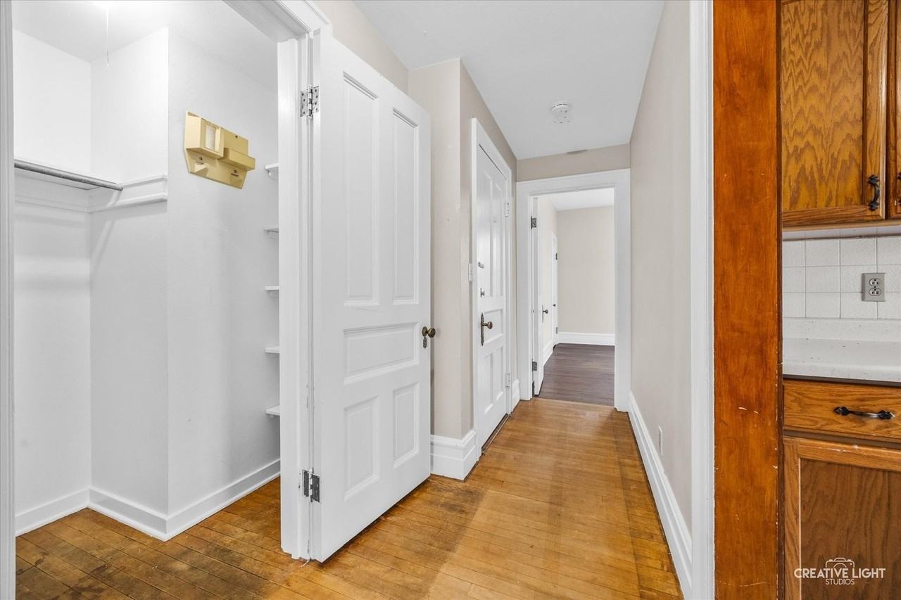 22 N Liberty St Unit 2 - Photo 6 of 17