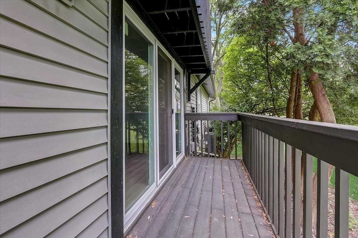 231 Dakota Ct Unit B - Photo 2 of 16