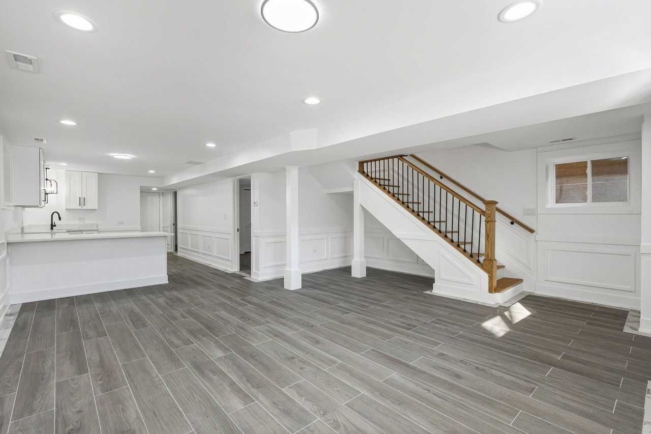 3934 N Sawyer Ave Unit B - Photo 5 of 18