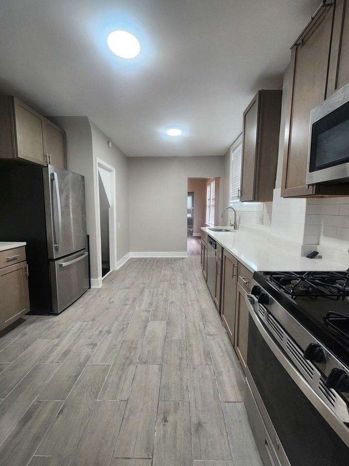 8000 S Wentworth Ave - Photo 5 of 16