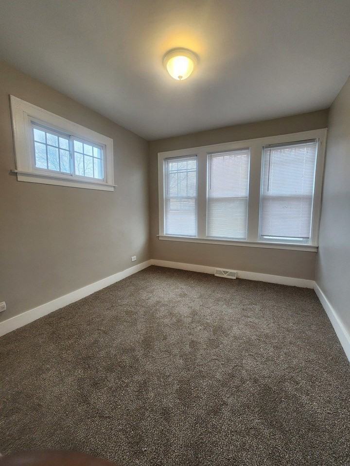 8000 S Wentworth Ave - Photo 6 of 16