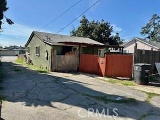 9439 Ralph St - Photo 2 of 20