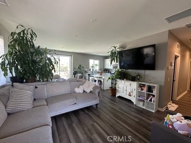 563 Sunshow Ct - Photo 2 of 14