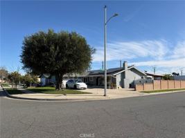 featured image of 17356 Pepper Tree St