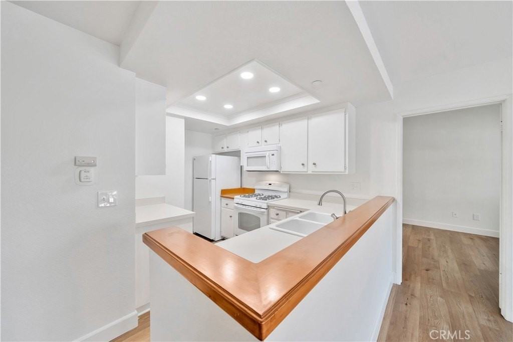 1052 Calle Del Cerro #714 - Photo 6 of 19