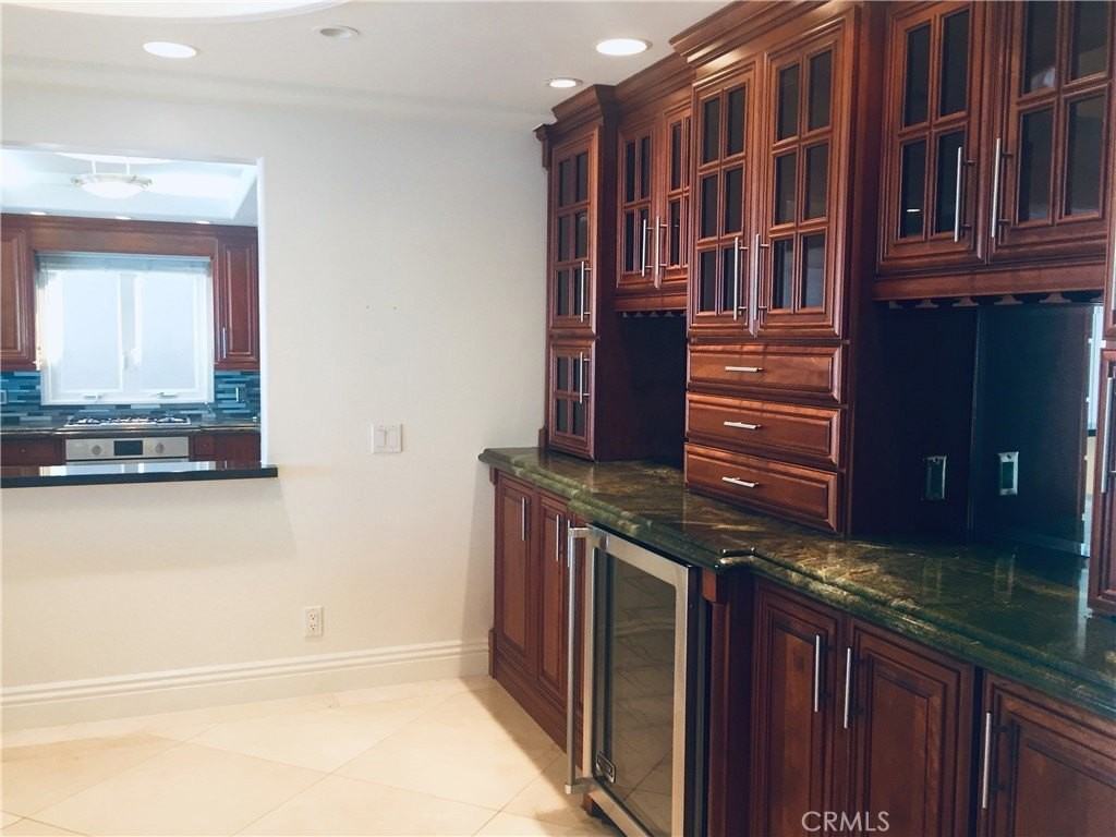 3324 Via Lido - Photo 4 of 7