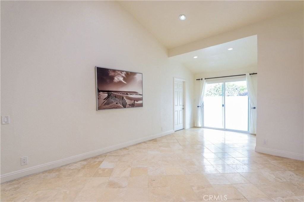 25992 La Cuesta Ave - Photo 3 of 16