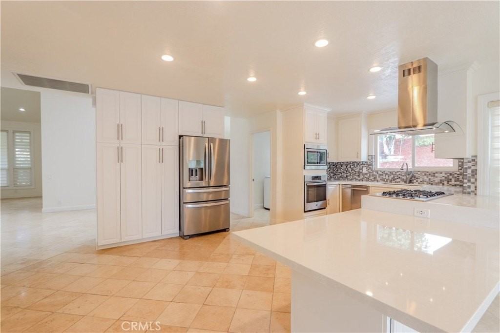 25992 La Cuesta Ave - Photo 5 of 16