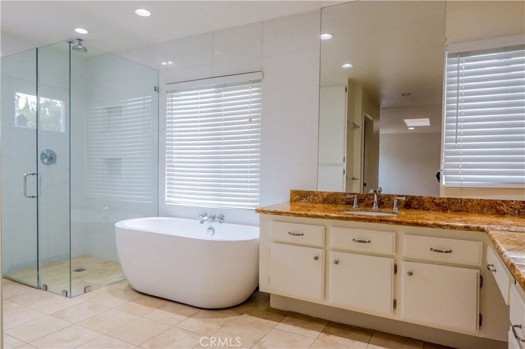 25992 La Cuesta Ave - Photo 6 of 16