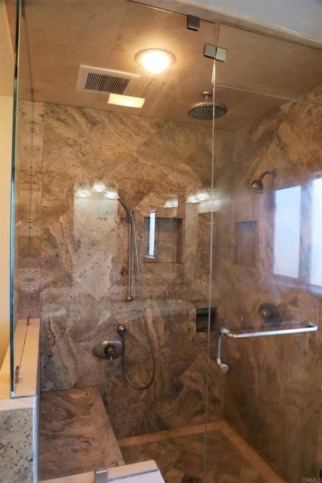 125 F St - Photo 4 of 9